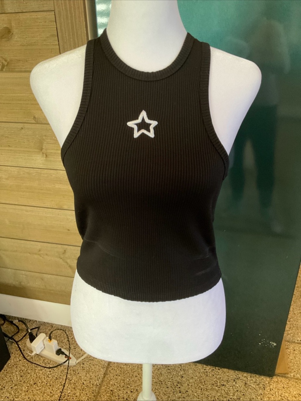 Forever 21 Black Ribbed Cropped Tank with White Star
